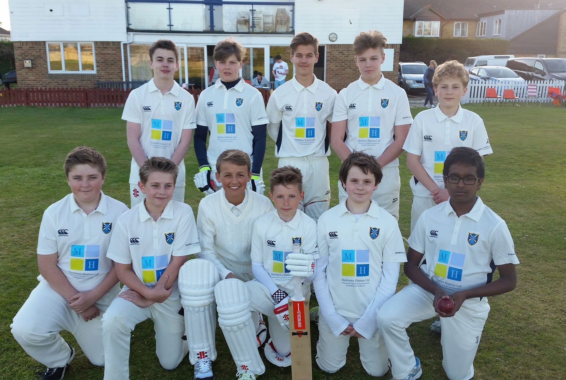 Cricket team sponsored by Matthews Hanton